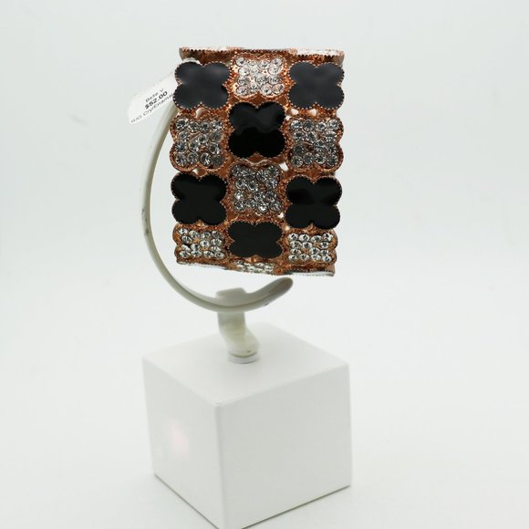 Women's GRACE Enamel Cuff Bracelet - Picture 2 of 4